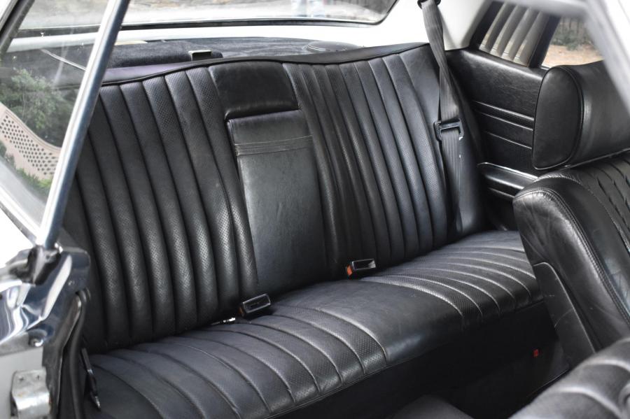 Интерьер Mercedes-Benz 280 SLC (C107) 1980 года  (EU) (фото 87 из 102)